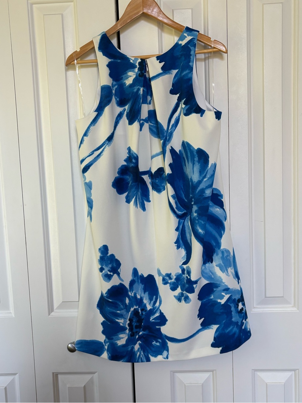 Lauren Ralph Lauren Blue Watercolor Floral Crepe Shift Dress - Size 8 - Picture 3 of 17